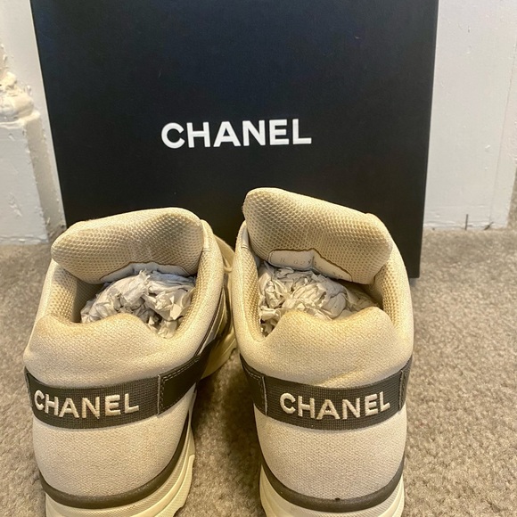 Chanel Sneakers size 38 (8) - Picture 4 of 7